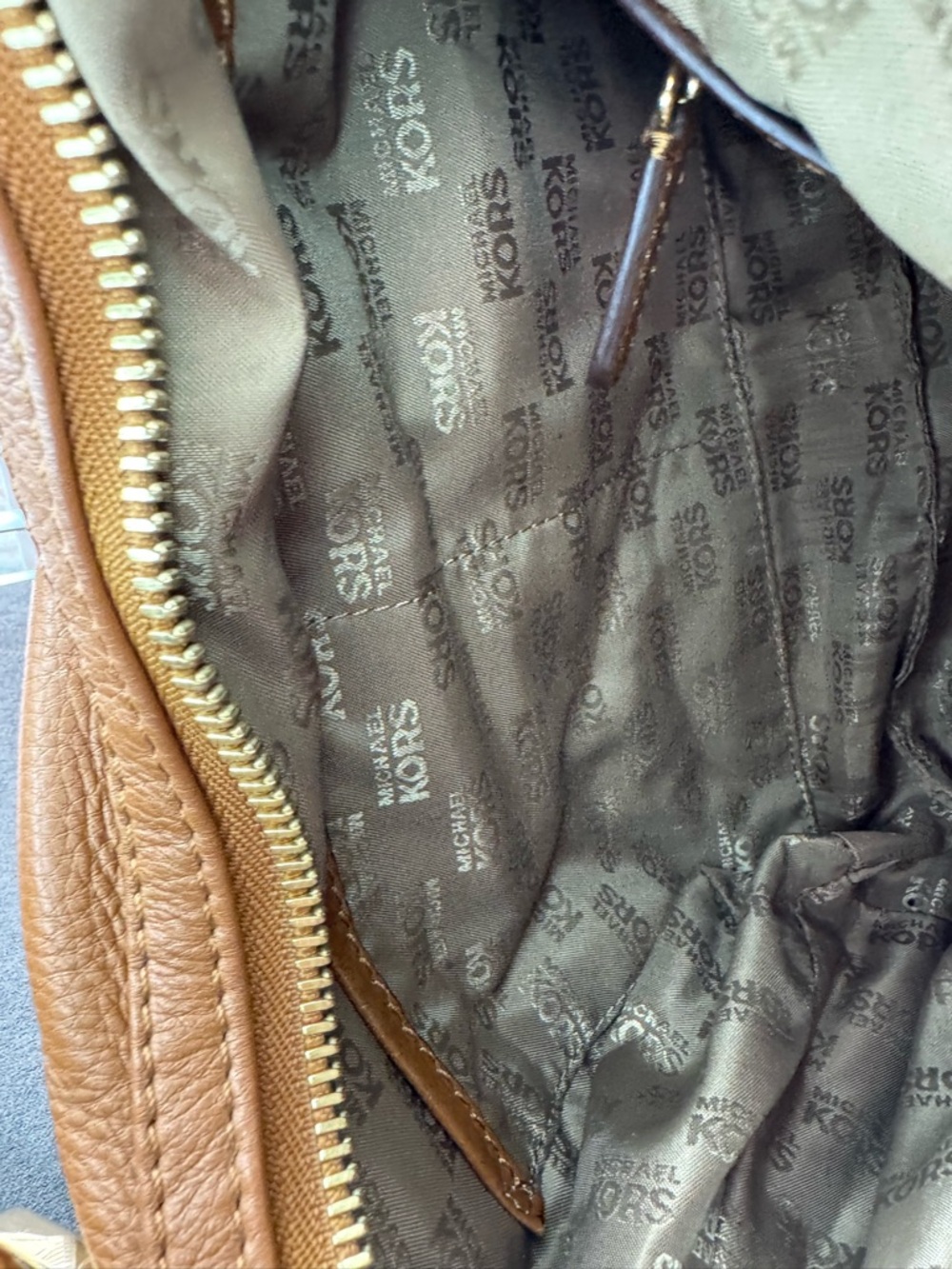 Michael Kors Pebbled Leather Shoulder Bag Brown Crossbody Gold Hardware - Picture 11 of 11